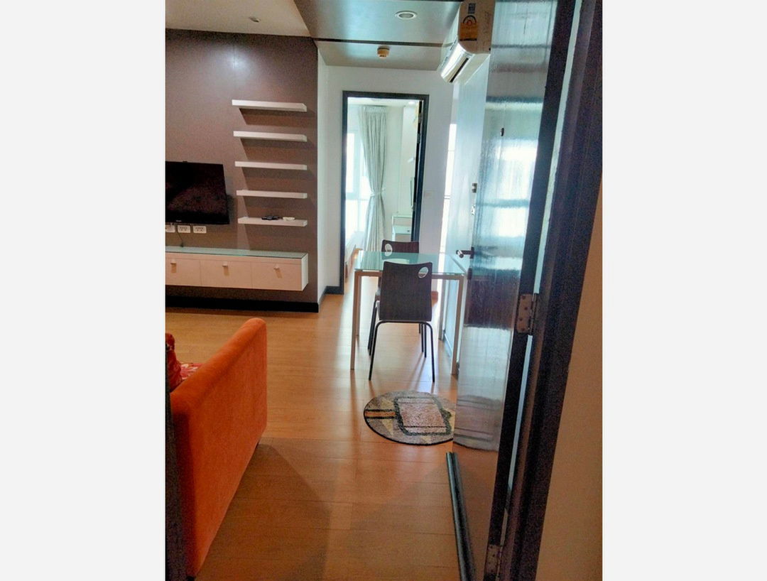picture Call : 081-916-6082 Sell with tenant Condo Diamond Ratchada @MRT Huai Khwang Station 35 sq.m 1 Bedroom 15th floor Clear View, Fully furnished - 3/14
