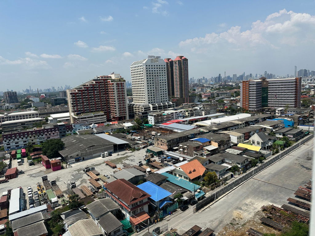 picture Code: KJ7708  for rent Regent home bangna // Line ID: @kjcondo (with @) // - 4/8