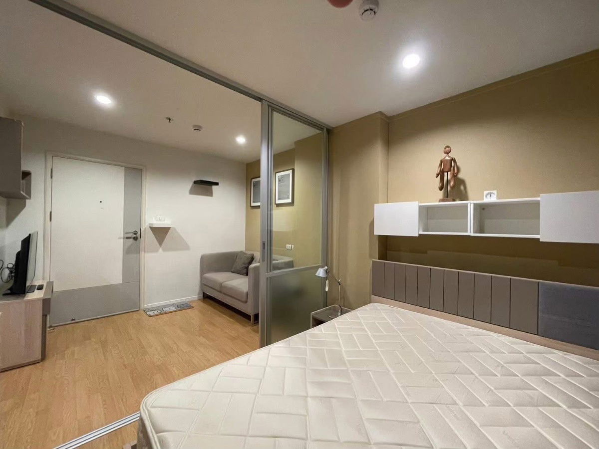 picture Lumpini place Srinakarin-huamark station 23 Sq.m. Nice Room Rent 11K fully furnished - 6/10