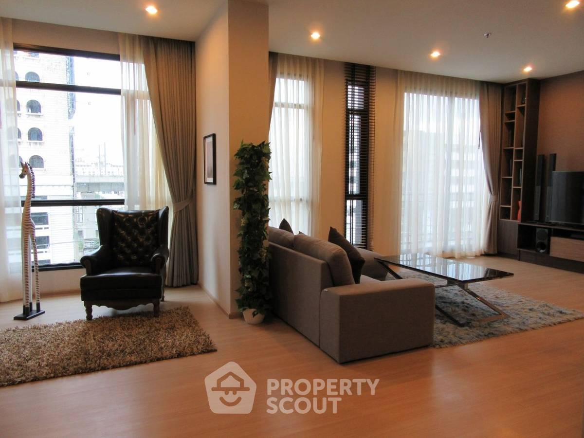 picture 4-BR Condo at The Capital Ekamai - Thonglor near ARL Ramkhamhaeng (ID 2214027) - 1/13