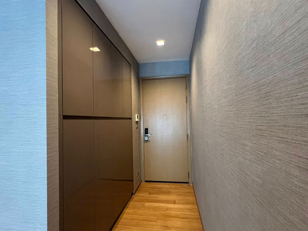 picture Hyde Sukhumvit 13 Condo For Rent | CODE : RS920 - 12/18