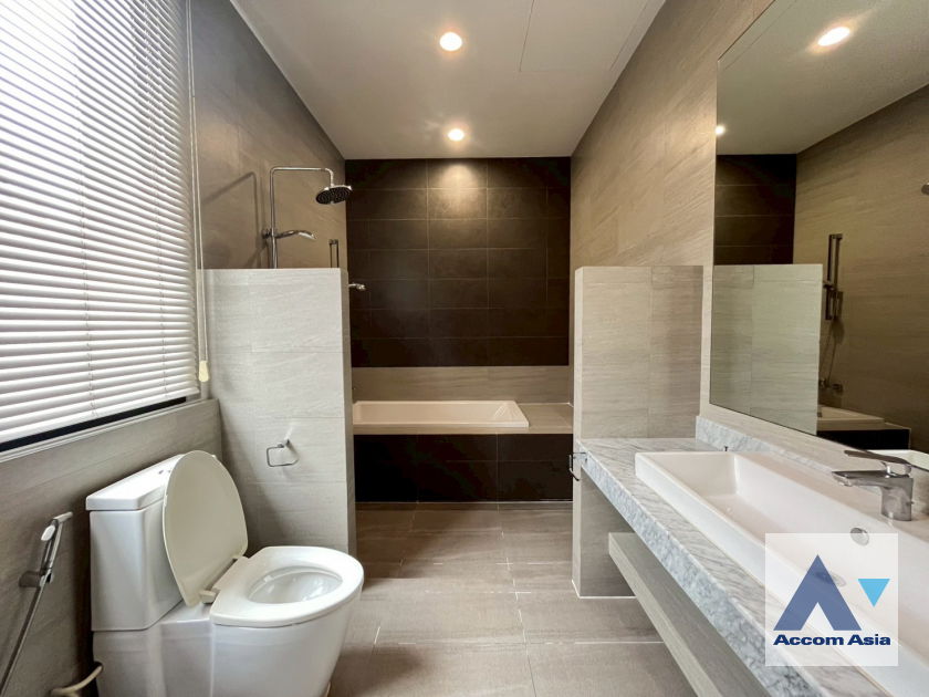 picture 🔼🔽 AccomA 📩  4 BR House in Khlong Toei (AA44093) - 14/20