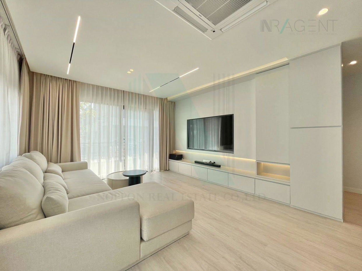 รูป ให้เช่าบ้านเดี่ยว 2 ชั้น เซนโทร บางนา 4 ห้องนอน 4 ห้องน้ำ - รูปที่ 2/8