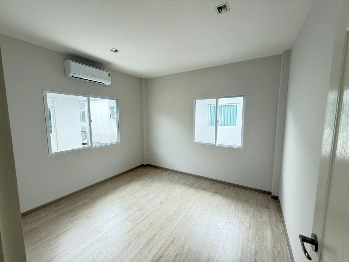 รูป ขายบ้านเดี่ยว วรารมย์ ราชพฤกษ์ตัดใหม่ พร้อมเฟอร์บางส่วน มีระบบดันอากาศปลอดฝุ่น PM 2.5 - รูปที่ 4/23