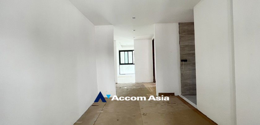 รูป 🔼🔽 AccomA 📩 Pet friendly 4 BR Townhouse @Moon Terrace Village (AA32936) - รูปที่ 15/20