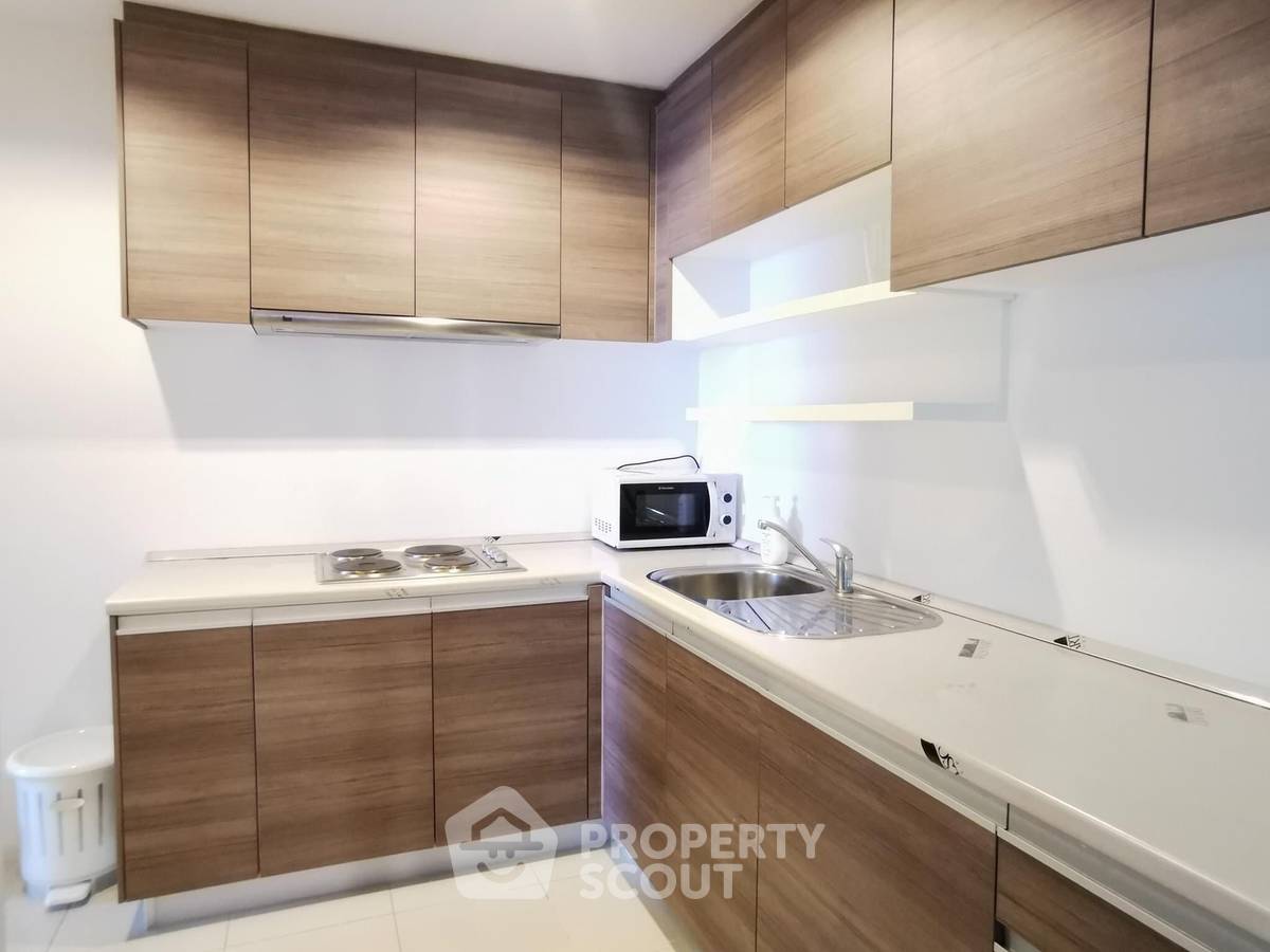 picture 3-BR Condo at Belle Grand Rama 9 near MRT Phra Ram 9 (ID 1550593) - 14/16
