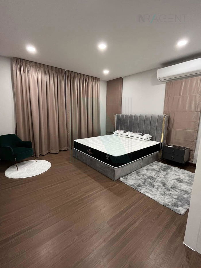 รูป ให้เช่าบ้านเดี่ยว 2 ชั้น เดอะ ซิตี้ บางนา 5 ห้องนอน 6 ห้องน้ำ - รูปที่ 8/8