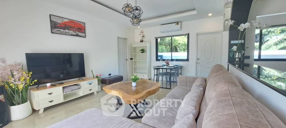 รูป วิลล่า 6-ห้องนอน ใกล้ เมืองพัทยา (ID 2215246) - รูปที่ 9/22
