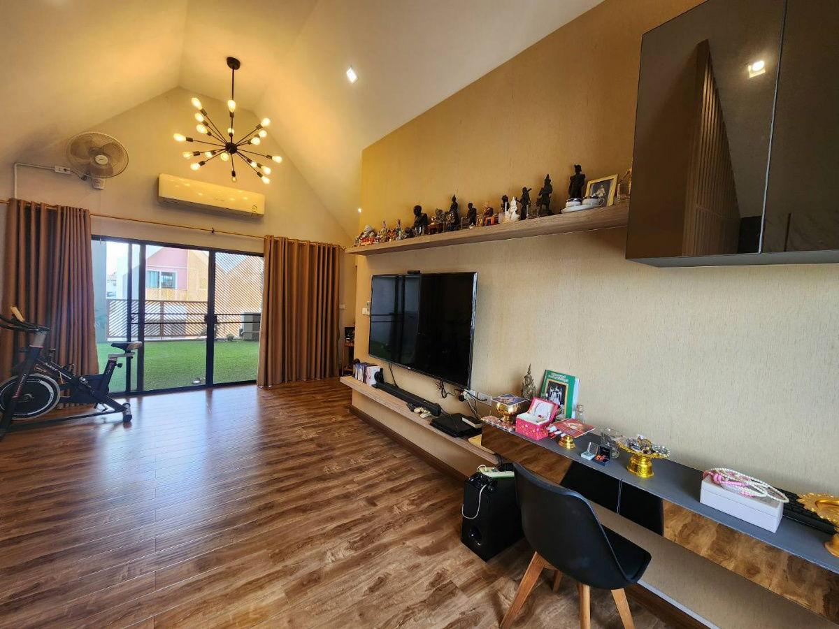 picture Townhouse for sale, 4 floors, corner house, built-in decoration throughout the house, Nakniwat Road 48 - 3/20