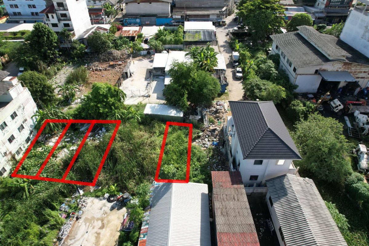 picture Land for sale, Bangna, Km. 7, enter Soi Bangna-Trad 49 (Soi Santi Nakhon), 16 sq m per plot. - 13/24