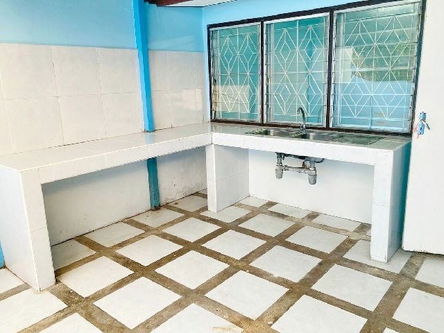 รูป MRT แจ้งวัฒนะปากเกร็ด 900 ม. ให้เช่าทาวน์เฮาส์ 2 ชั้น 31ตร.วา.250 ตร.ม. รร.นานาชาติกรุงเทพ 400 ม.2-3นอน 2 น้ำ เซ็นทรัล แจ้งวัฒนะ 800 ม. - รูปที่ 7/8