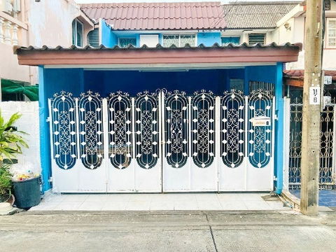 รร.นานาชาติกรุงเทพ 400 ม.MRT แจ้งวัฒนะปากเกร็ด 900 ม. ให้เช่าทาวน์เฮาส์ 2 ชั้น 31ตร.วา.250 ตร.ม.2-3นอน 2 น้ำ เซ็นทรัล แจ้งวัฒนะ 800 ม.