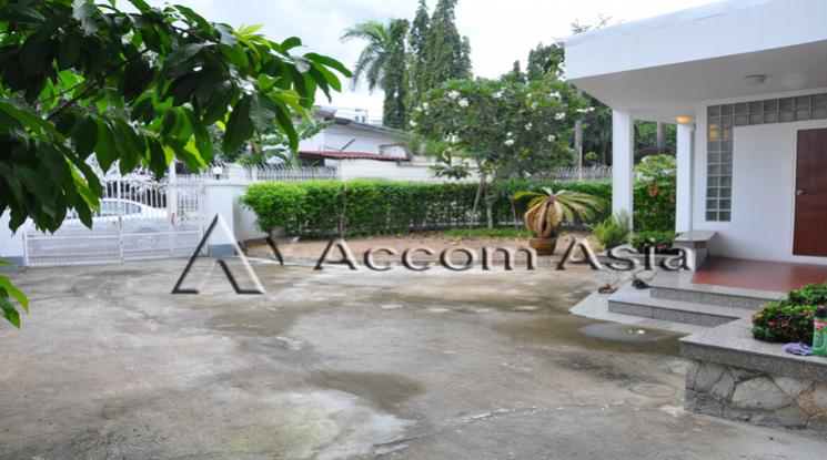picture 🔼🔽 AccomA 📩 Home Office 3 BR House in Phra Khanong Nuea (2318584) - 9/9