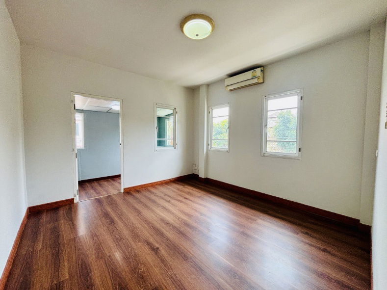 รูป ขาย บ้านเดี่ยว ต่อเติมแล้ว อนันดา สปอร์ตไลฟ์ พื้นที่ใช้สอย 170 ตรม เนื้อที่ 61.3 ตรว - รูปที่ 11/12