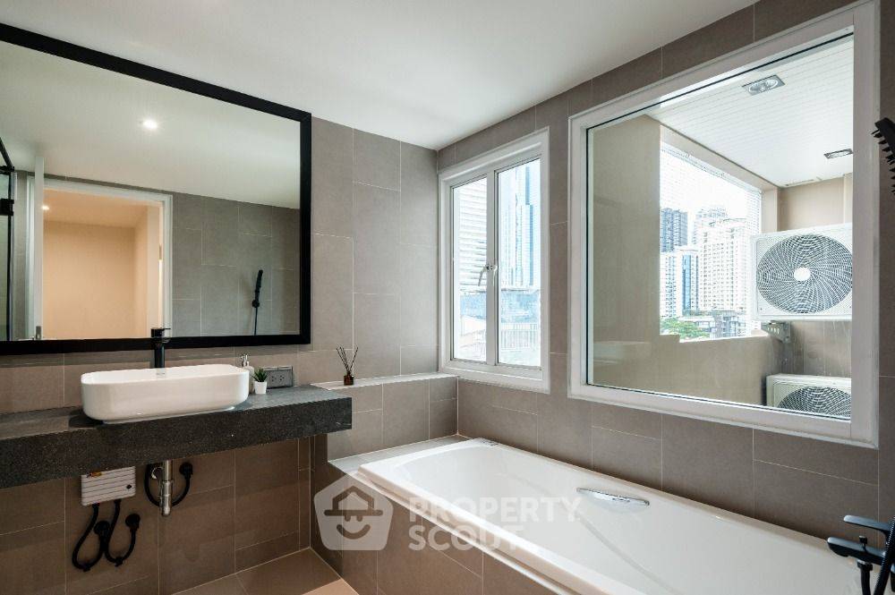 picture 3-BR Condo at Le Nice Ekkamai Condominium near BTS Ekkamai (ID 2213821) - 13/13