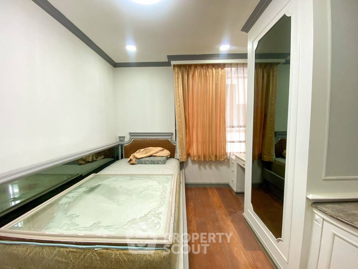 รูป คอนโด 3-ห้องนอน ที่ อโศก ทาวเวอร์ คอนโดมิเนียม ใกล้ MRT เพชรบุรี (ID 1798833) - รูปที่ 7/13