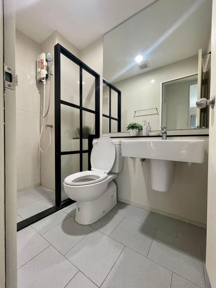 picture 🔥🚝Beautiful room for rent, walk down next to BTS Erawan '' Aspire Erawan '', swimming pool, fitness ready, near Kanchana Expressway - 8/13