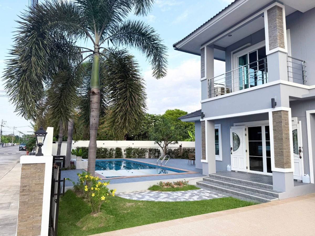 picture Pool villa House for  Rent !5bed , Near MaeKuang Market, Near Central  Chiangmai ChiangMai  - 2/24