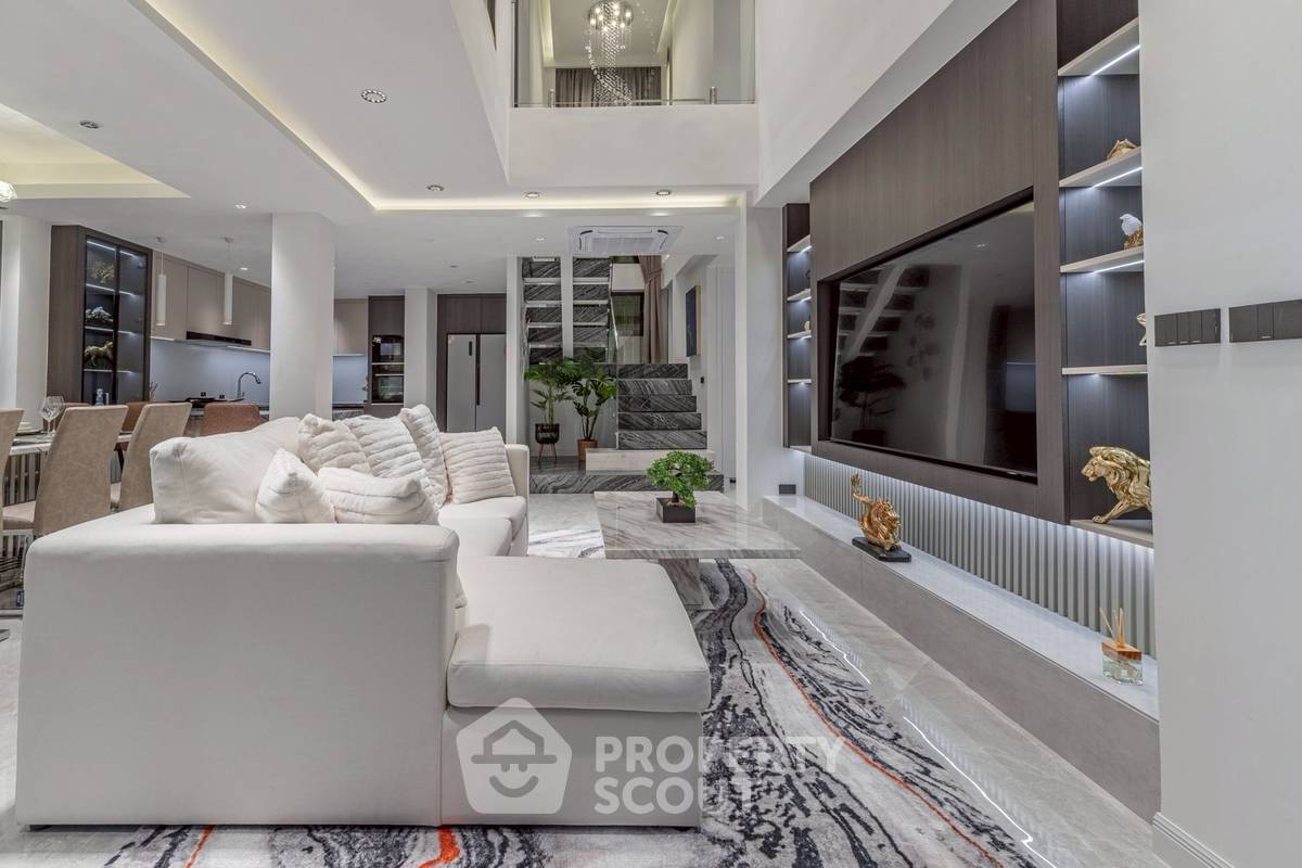 picture 5-BR House close to Pattaya South (ID 2097466) - 5/18