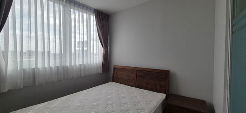 Fully furnished room for rent , near ARL and MRT Huamak station