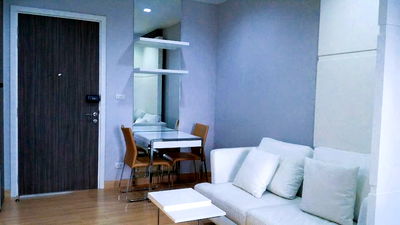คอนโด BTS กรุงธนบุรี : Urbano Absolute Sathon-Taksin | Near BTS Krung Thonburi