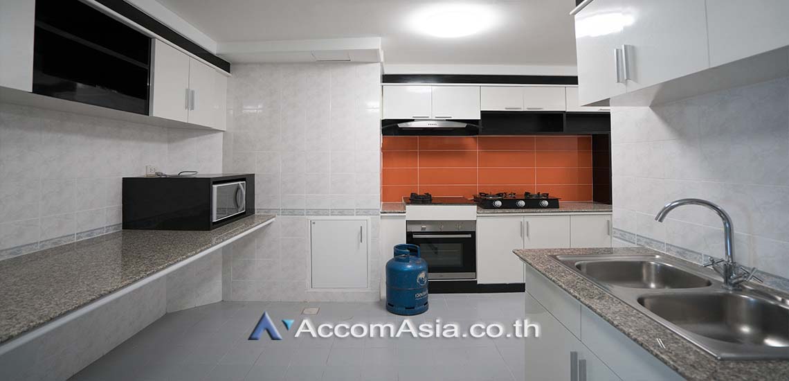 picture 🔼🔽 AccomA 📩 Pet friendly 3 BR Condominium @Fifty Fifth Tower (13001274) - 3/11