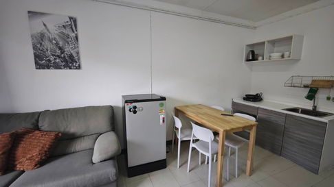คอนโด 2 ห้องนอน เงียบสงบใกล้สวนหลวง มีที่จอดรถยนต์เพียงพอ