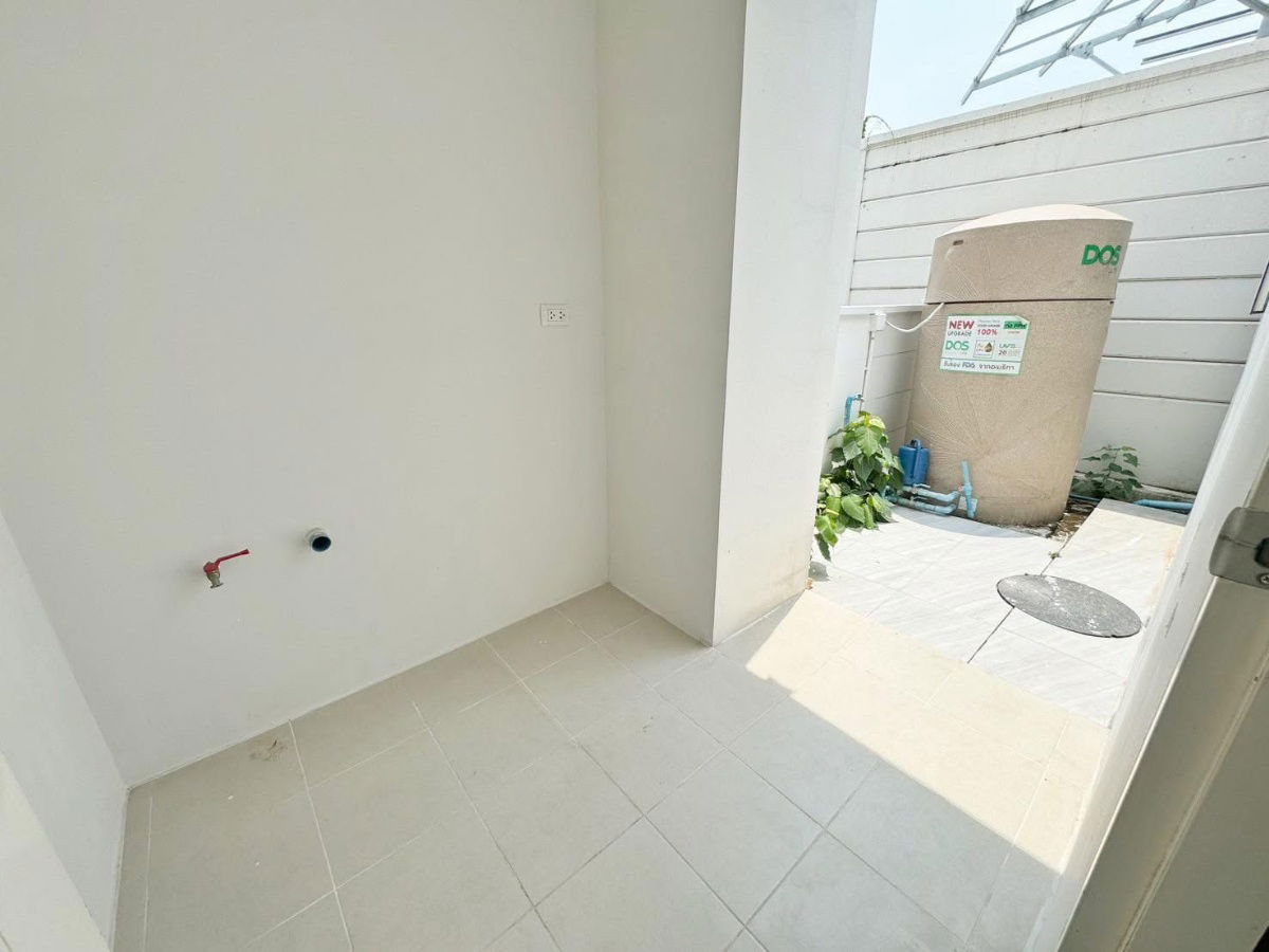 รูป P0087 ขายทาวน์เฮ้าส์ 3 ชั้น บ้านกลางเมือง สวนหลวง (หลังมุม พร้อมตกแต่ง) - รูปที่ 15/15