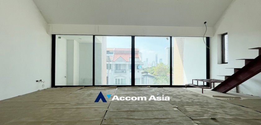 รูป 🔼🔽 AccomA 📩 Brand-new townhome in Moon Terrace Village, near BTS Phrom Phong (AA32924) - รูปที่ 2/20