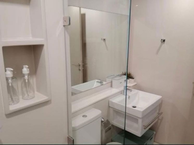 picture Code: KJ7722  for rent Life Ladprao // Line ID: @kjcondo (with @) // - 12/17