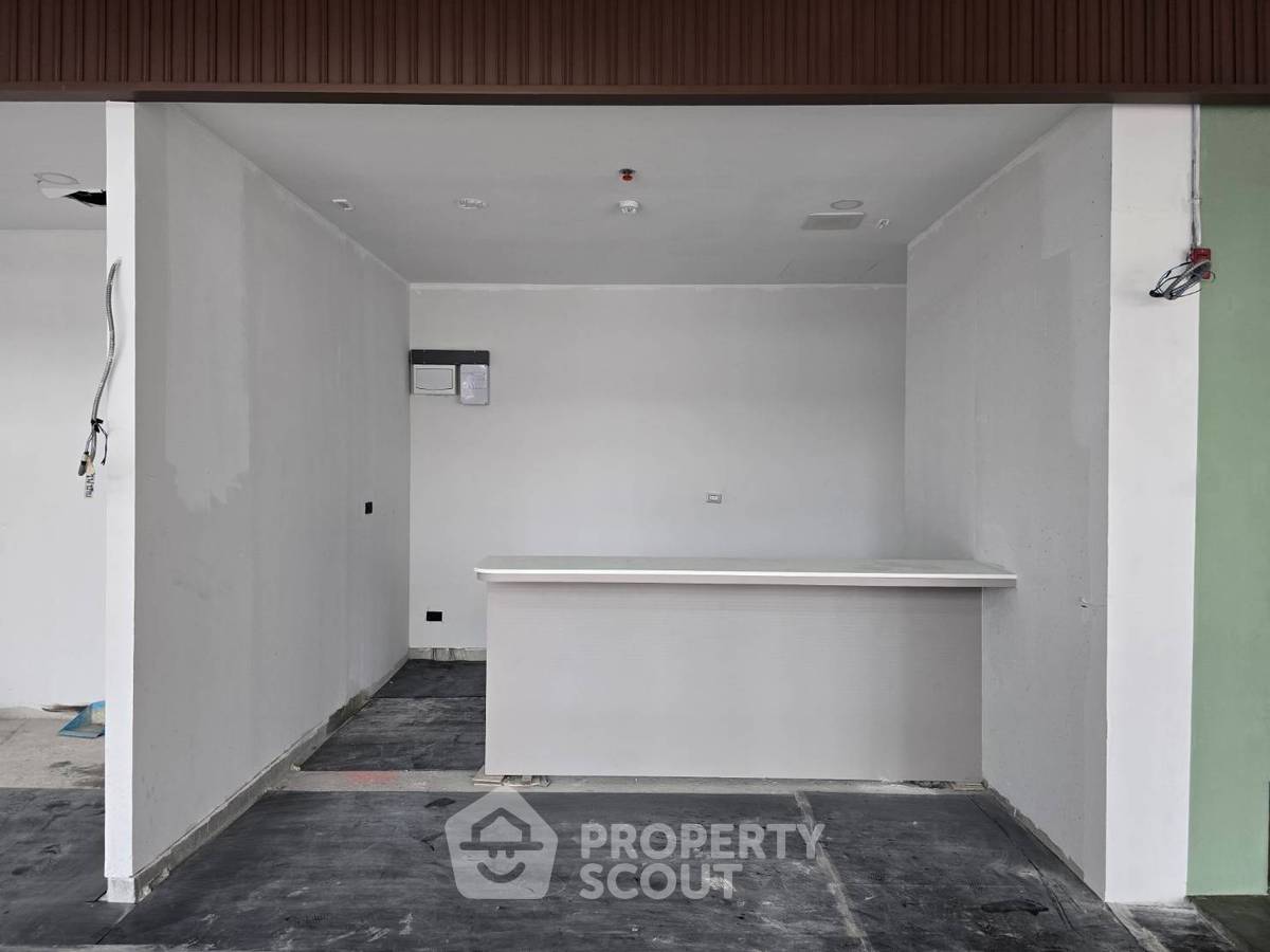 รูป คอนโด 1-ห้องนอน ที่ แลนด์มาร์ค แอทเอ็มอาร์ทีเอ สเตชั่น ใน บางกะปิ (ID 2118434) - รูปที่ 4/12