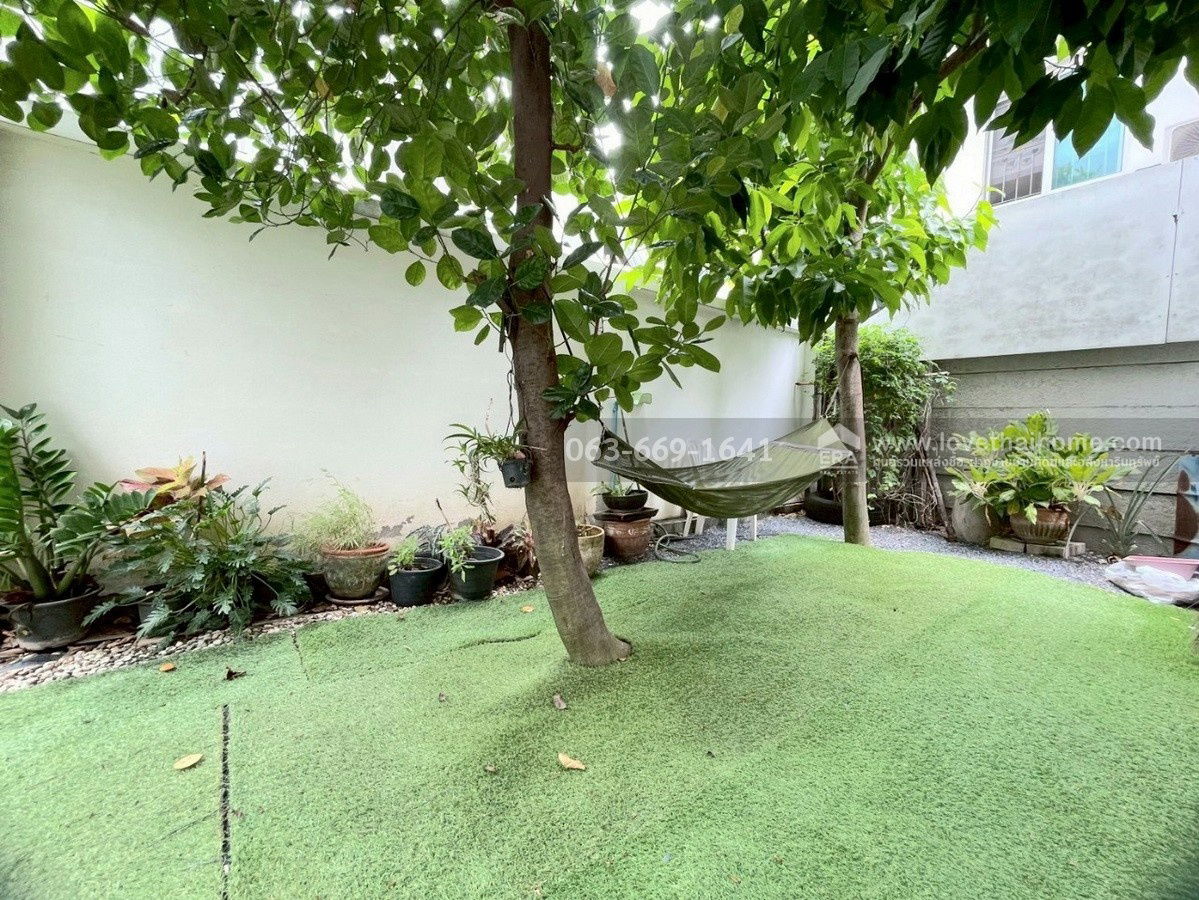 รูป ขายด่วนบ้านเดี่ยวหรู ซอยรัชดา-รามอินทรา 3 พื้นที่ 100 ตรว. จัดเต็มทุกฟังก์ชัน ใกล้เมืองแต่สงบ ทำเลทองที่ไม่ควรพลาด 5 นาทีถึงโทลล์เวย์ - รูปที่ 28/30