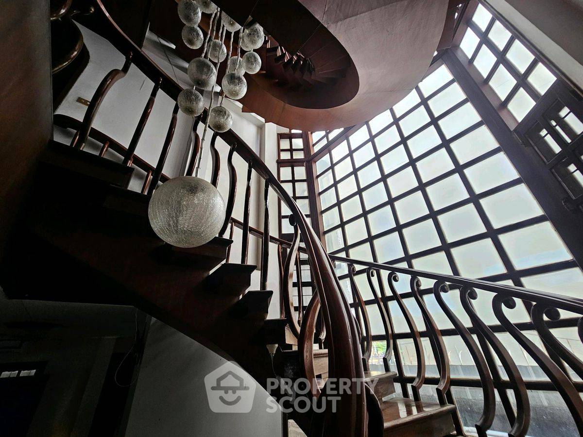 รูป ที่ดินสำหรับปล่อยเช่า 1,684 ตารางเมตร แถว ใน สามเสนนอก (ID 2214889) - รูปที่ 11/16
