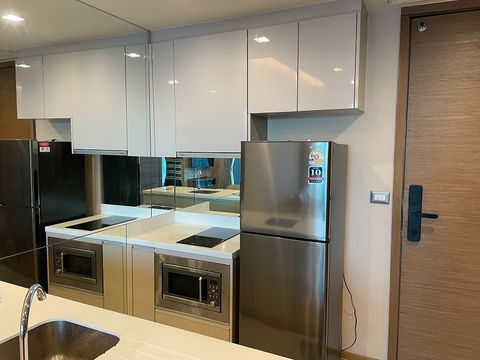 Room for rent at The Address Sathorn