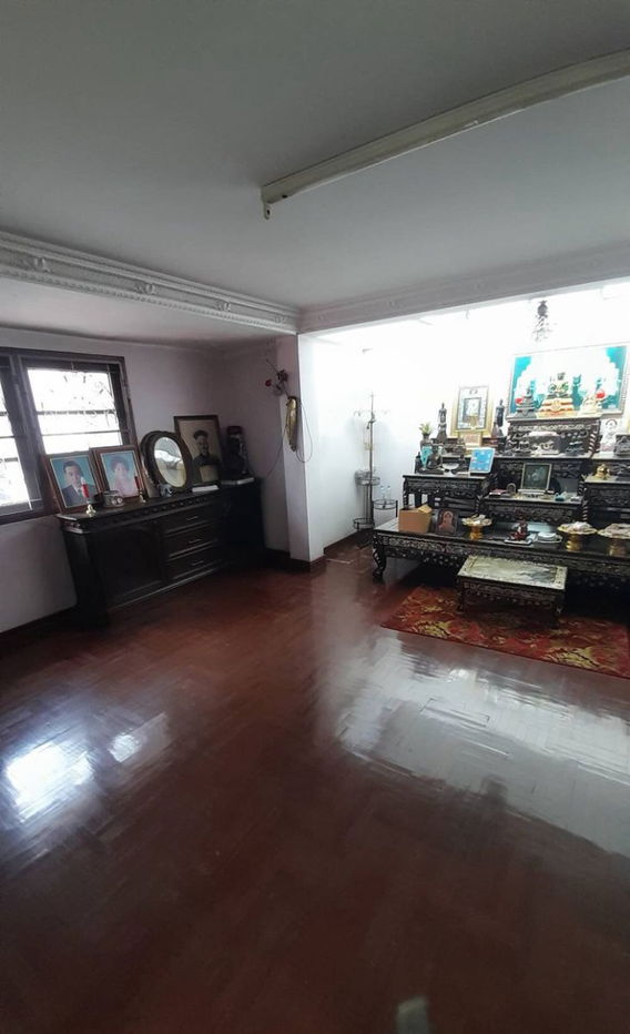 picture For Sale Land with single house, warehouse and office Unit 24, 26 - 9/20