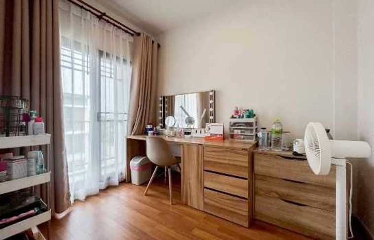 4-bed townhouse for sale, 161 sqm, 18 sq wah, Baan Lumpini Town Ville Ladkrabang - Suvarnabhumi