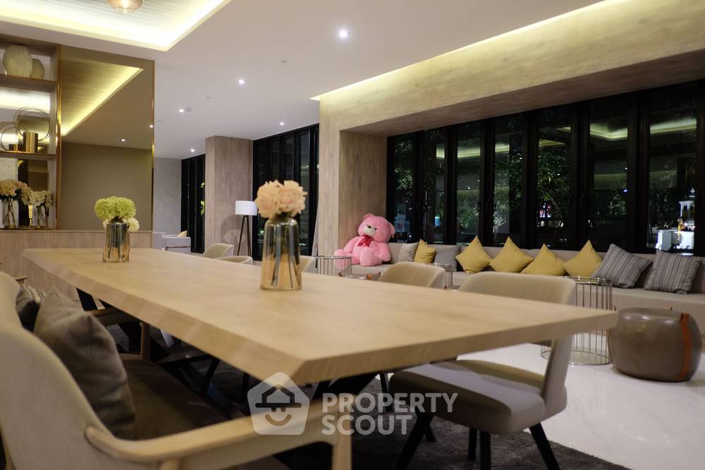 picture 1-BR Condo at Knightsbridge Phaholyothin Interchange in Anusawari (ID 307513) - 4/13