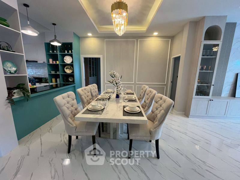 รูป วิลล่า 4-ห้องนอน ใกล้ พัทยาตะวันออก (ID 2211719) - รูปที่ 10/16