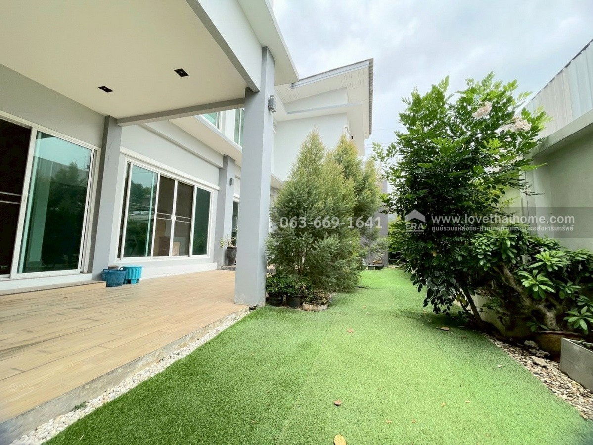 รูป ขายด่วนบ้านเดี่ยวหรู ซอยรัชดา-รามอินทรา 3 พื้นที่ 100 ตรว. จัดเต็มทุกฟังก์ชัน ใกล้เมืองแต่สงบ ทำเลทองที่ไม่ควรพลาด 5 นาทีถึงโทลล์เวย์ - รูปที่ 27/30