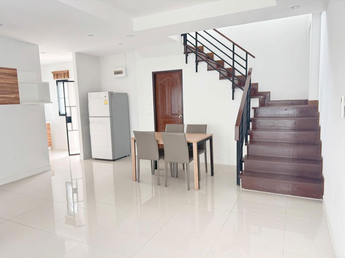 รูป ให้เช่าบ้านเดี่ยวระดับพรีเมี่ยม ม.เดอะคอมพลีท ใกล้ เจปาร์ค ศรีราชา - รูปที่ 5/25