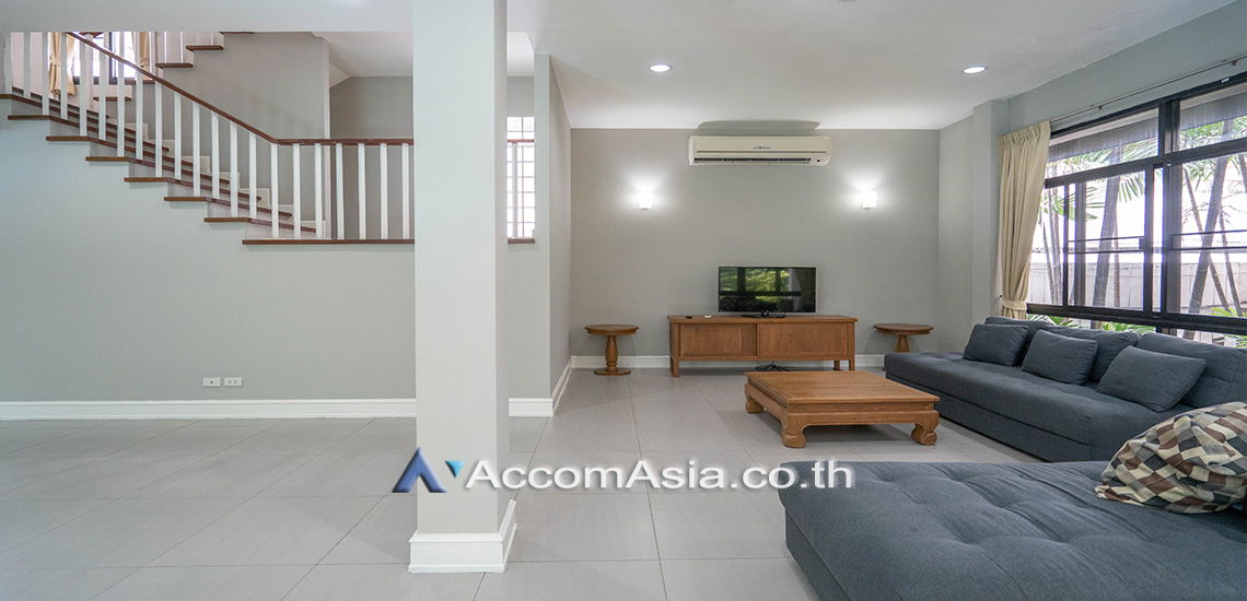 picture 🔼🔽 AccomA 📩 Pet friendly 4 BR House @The urban forestry residence (1914856) - 3/15