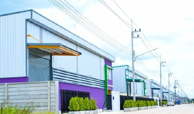 รูป รร.นานาชาติ เดียร์ปาร์ค 5 กม.ลำลูกกาคลอง9 เช่าโรงงาน 2 ชั้น พื้นที่สีม่วงเข้ม ใบรง.4 337 ตร.วา. 1,348 ตร.ม. - รูปที่ 1/8