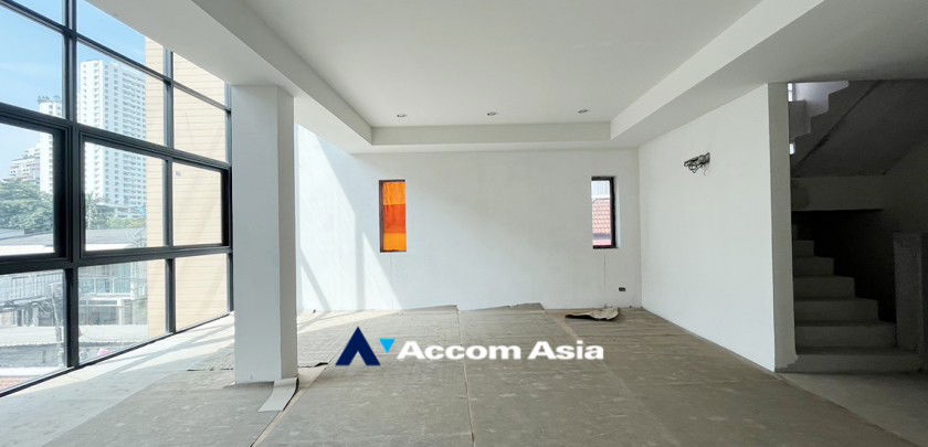 รูป 🔼🔽 AccomA 📩 Pet friendly 4 BR Townhouse @Moon Terrace Village (AA32936) - รูปที่ 4/20