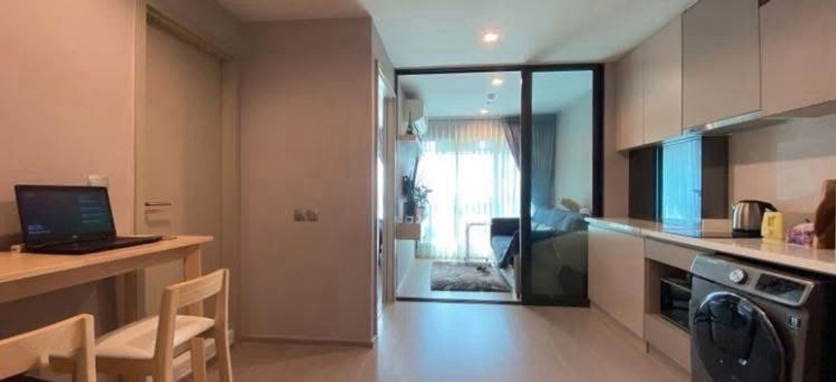 picture Code: KJ7722  for rent Life Ladprao // Line ID: @kjcondo (with @) // - 6/17