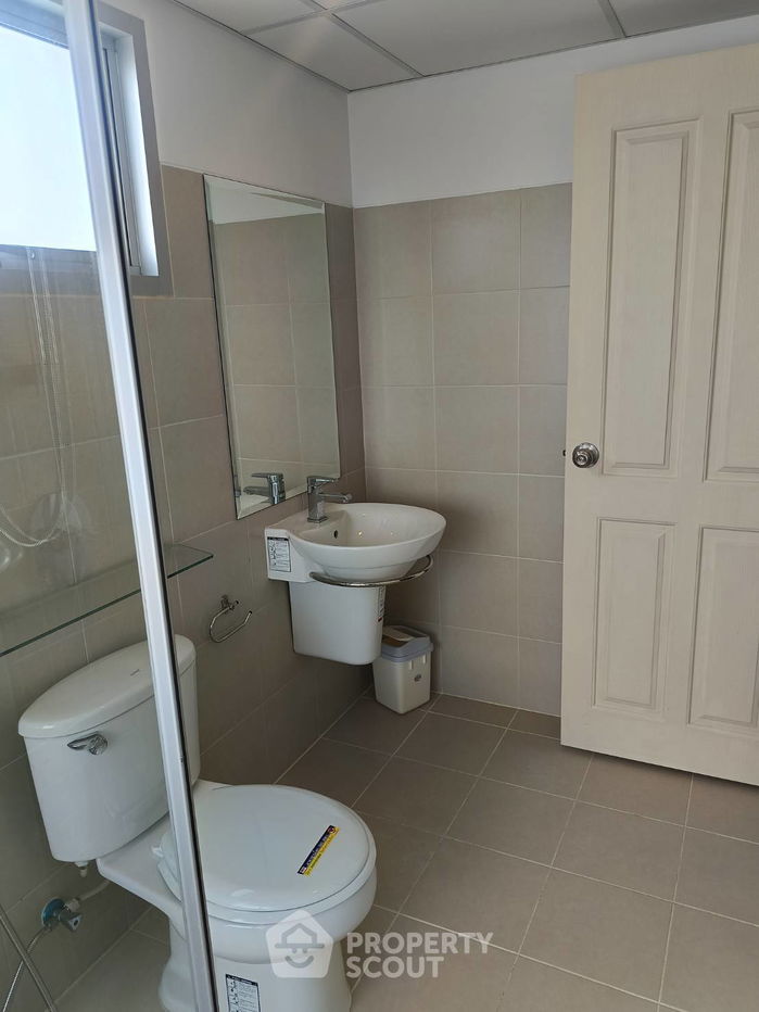 picture 2-BR Condo at Supalai Park Ekamai - Thonglor near ARL Ramkhamhaeng (ID 2215335) - 11/11