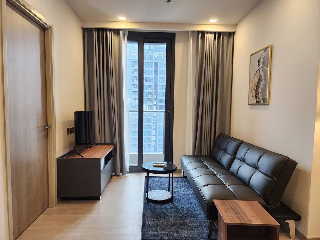 picture One nine five 🍁 Nice new condo 🍁 Fully furnished 🍁 ready to move in - 4/10