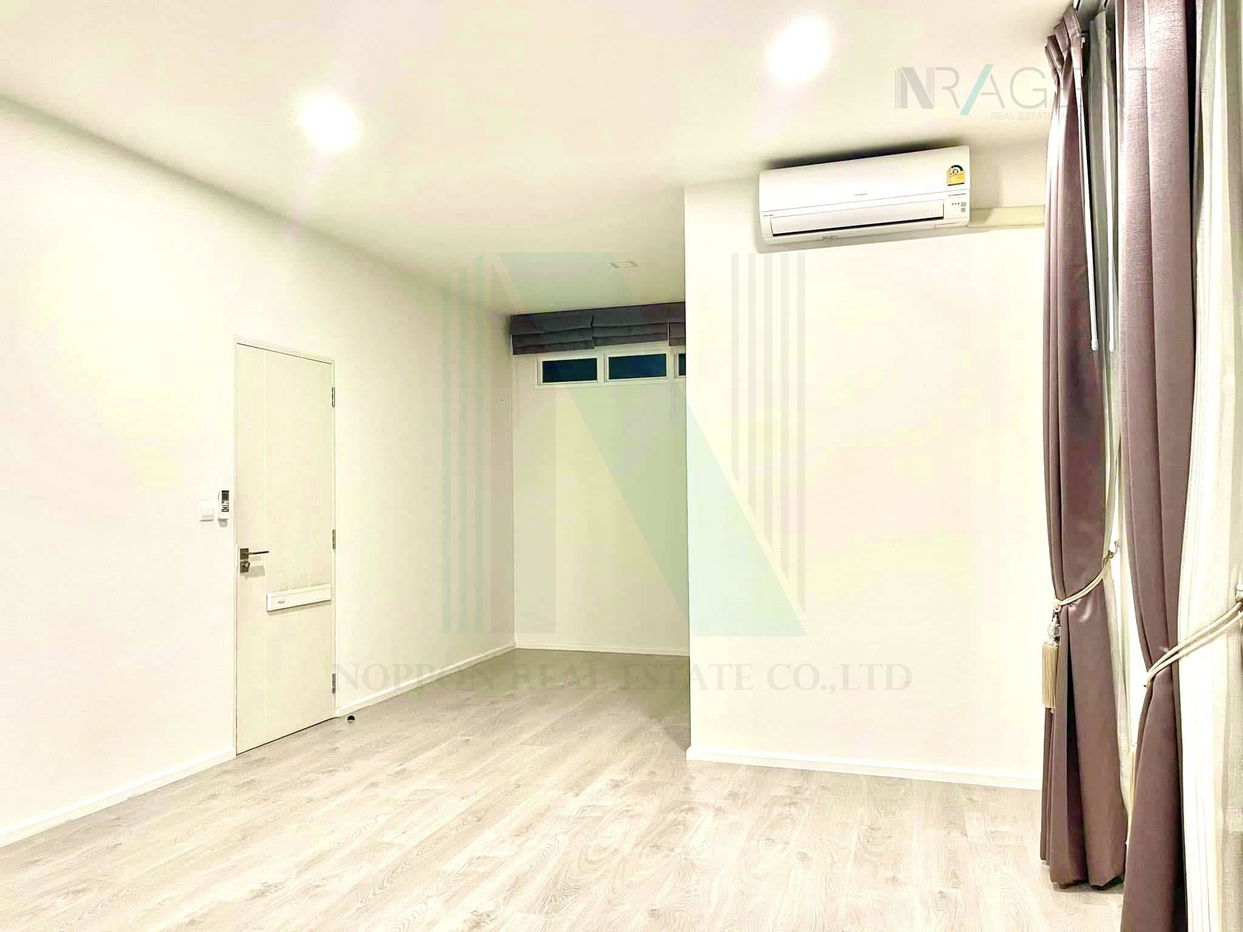 รูป 📌 ขายบ้านเดี่ยว โครงการ มัณฑนา บางนา-วงแหวน 2 ชั้น 3 ห้องนอน 3 ห้องน้ำ - รูปที่ 6/8