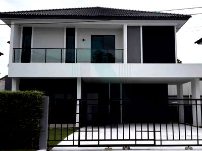 เช่าบ้านเดี่ยว สนามบินดอนเมือง : ให้เช่าบ้านเดี่ยว 2 ชั้น เซนโทร วิภาวดี 4 ห้องนอน 5 ห้องน้ำ