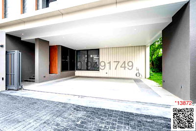 เช่าบ้านเดี่ยว สถาบันเทคโนโลยีไทย-ญี่ปุ่น : เช่า บ้านเดี่ยว BUGAAN PATTANAKARN สไตล์ Modern Classic Twist ขนาด 4 ห้องนอน บนทำเล พัฒนาการ