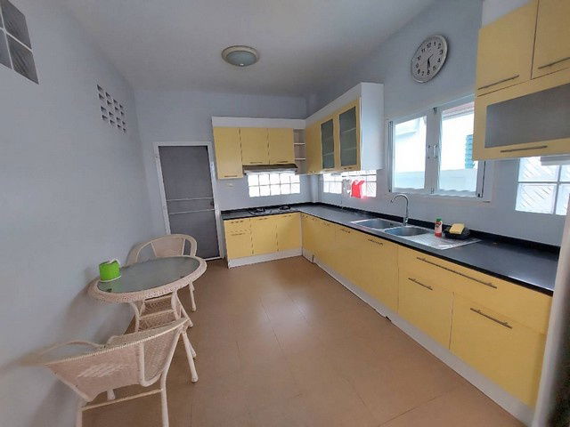picture FOR RENT  HOUSE PROPERTY  50000 BAHT per MONTH - 8/8